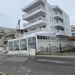 2 Casablanca