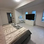 2 Casablanca *
