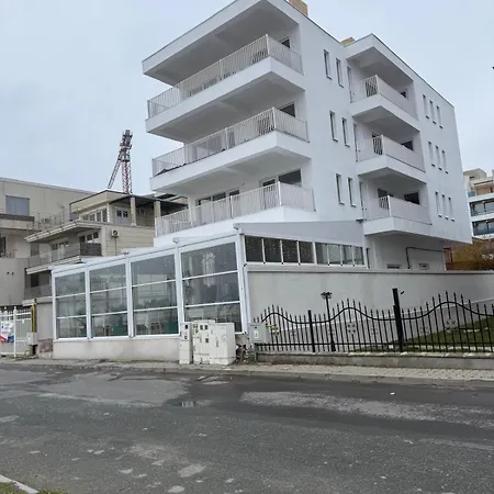2 Casablanca