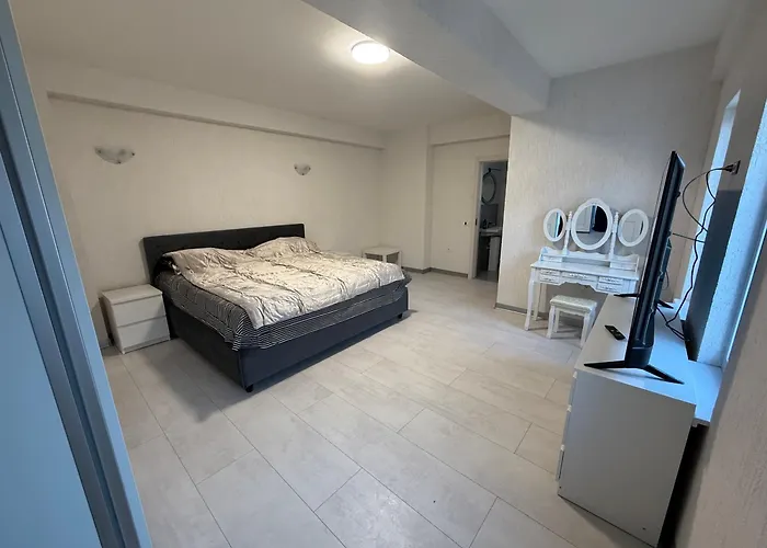 2 Promenada Năvodari